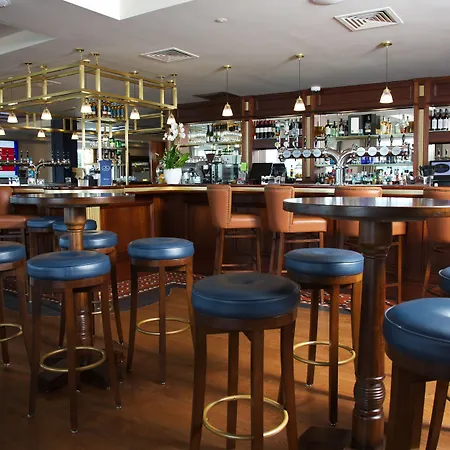 Waterfront Hotel Dungloe