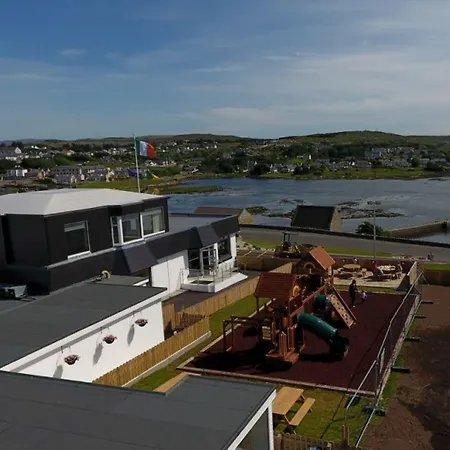 호텔 Waterfront 4*