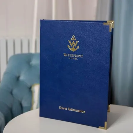 Waterfront 호텔 던글로