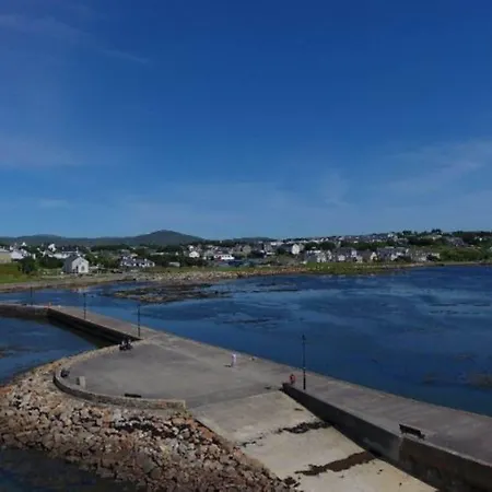 Waterfront Hotel Dungloe