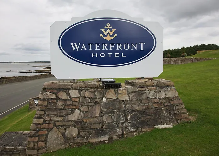 Waterfront דונגול