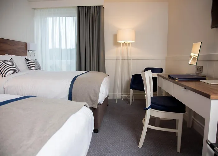 Waterfront 4* דונגול